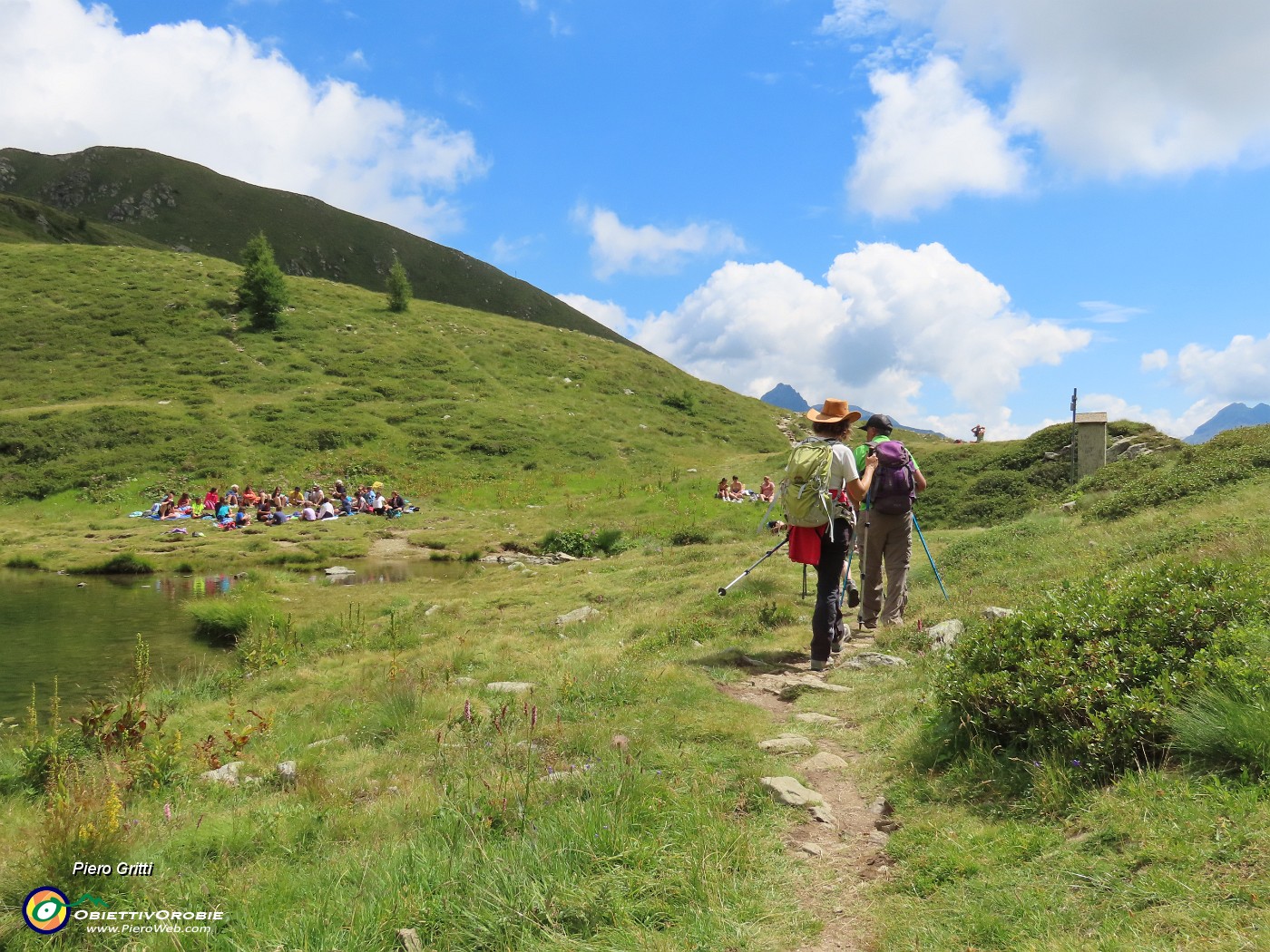 64 Ed eccoci al Lago delle trote (2109 m).JPG
